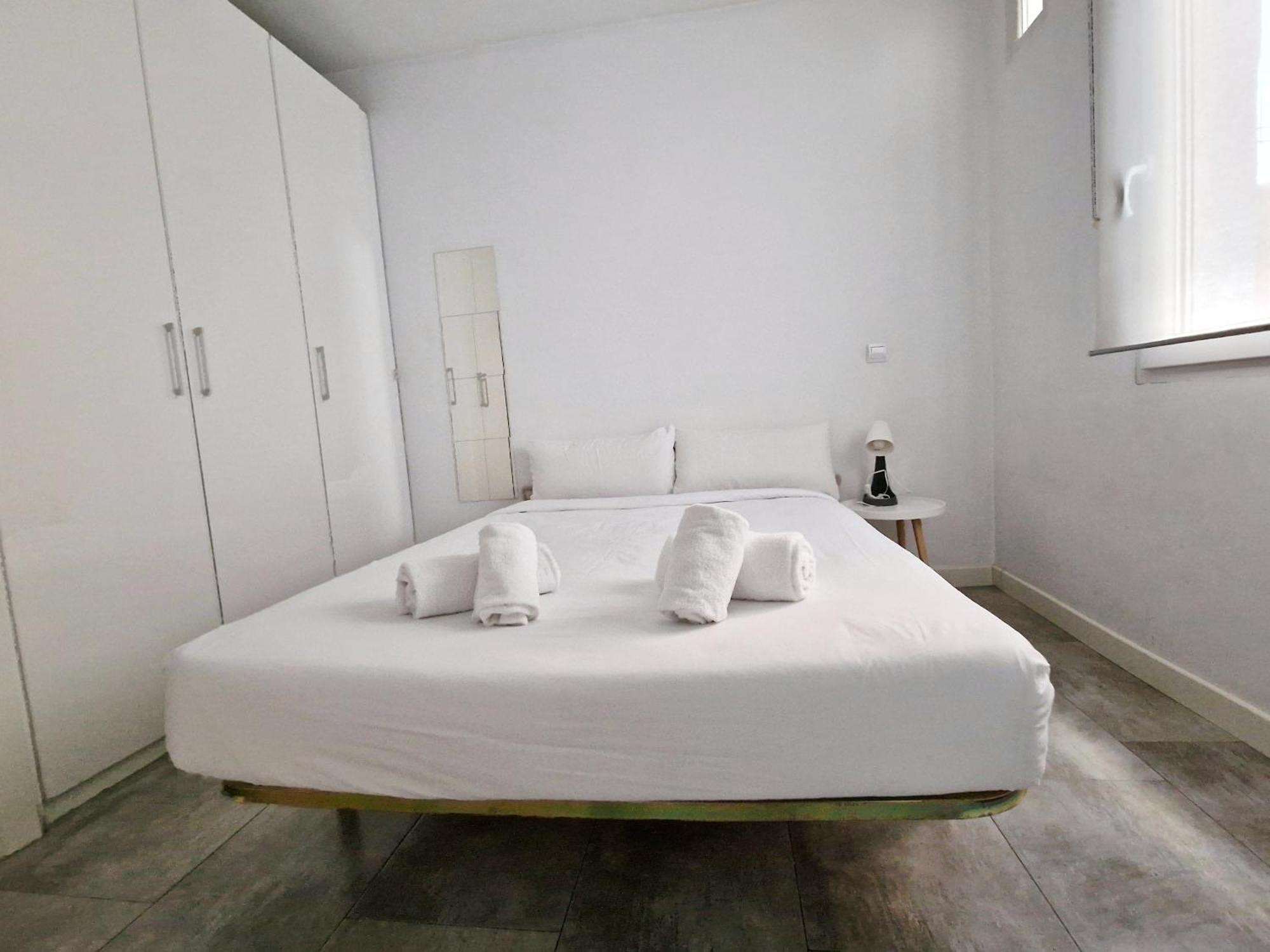 Appartamento San Buenaventura Vistillas Apartamento Para Dos Madrid Esterno foto