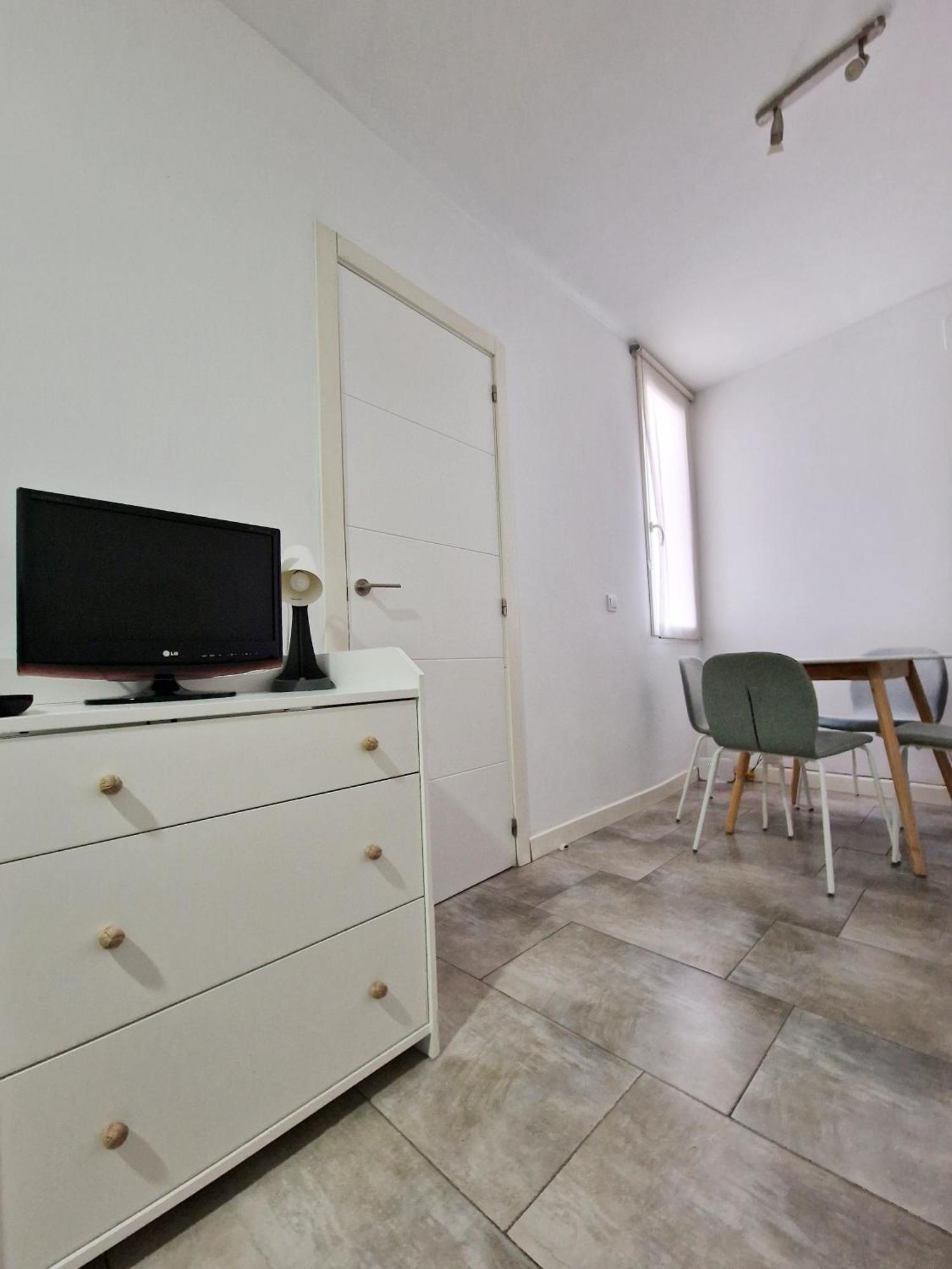 Appartamento San Buenaventura Vistillas Apartamento Para Dos Madrid Esterno foto
