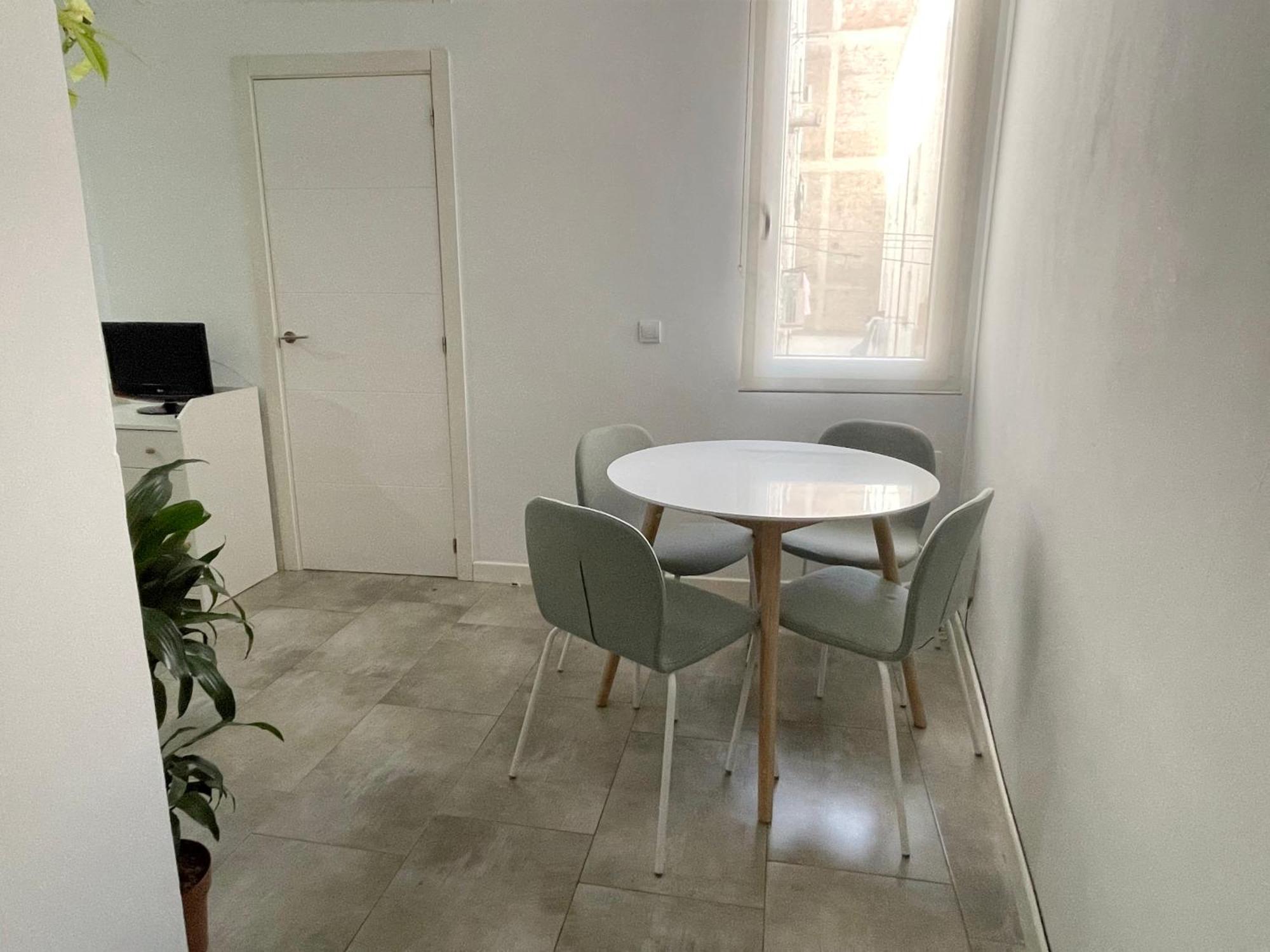 Appartamento San Buenaventura Vistillas Apartamento Para Dos Madrid Esterno foto