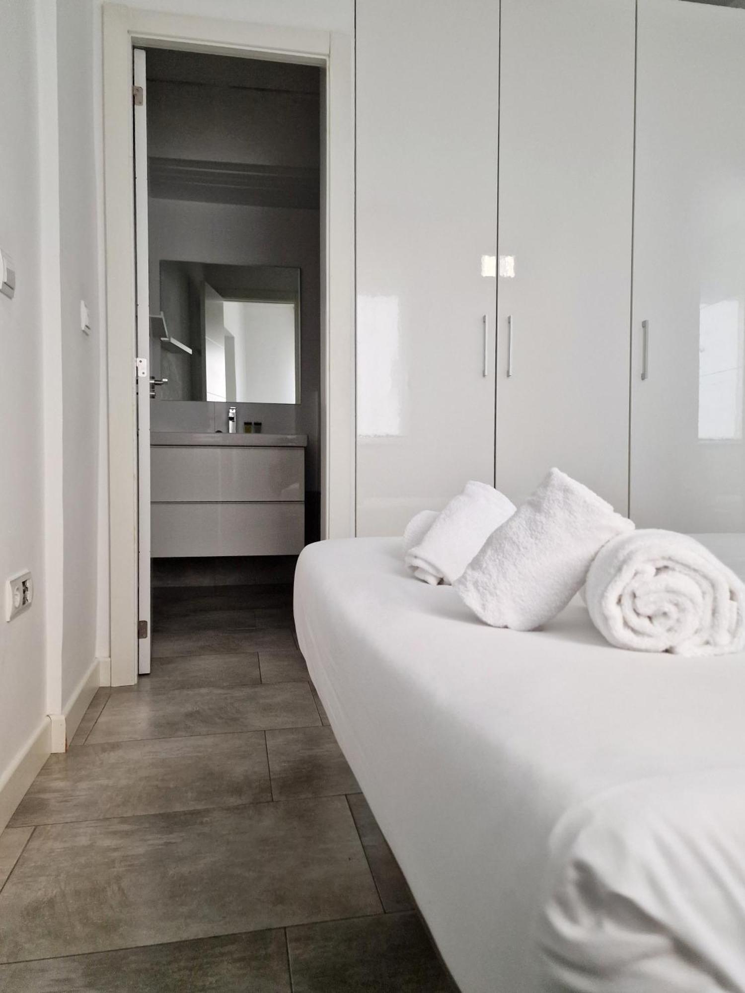 Appartamento San Buenaventura Vistillas Apartamento Para Dos Madrid Esterno foto