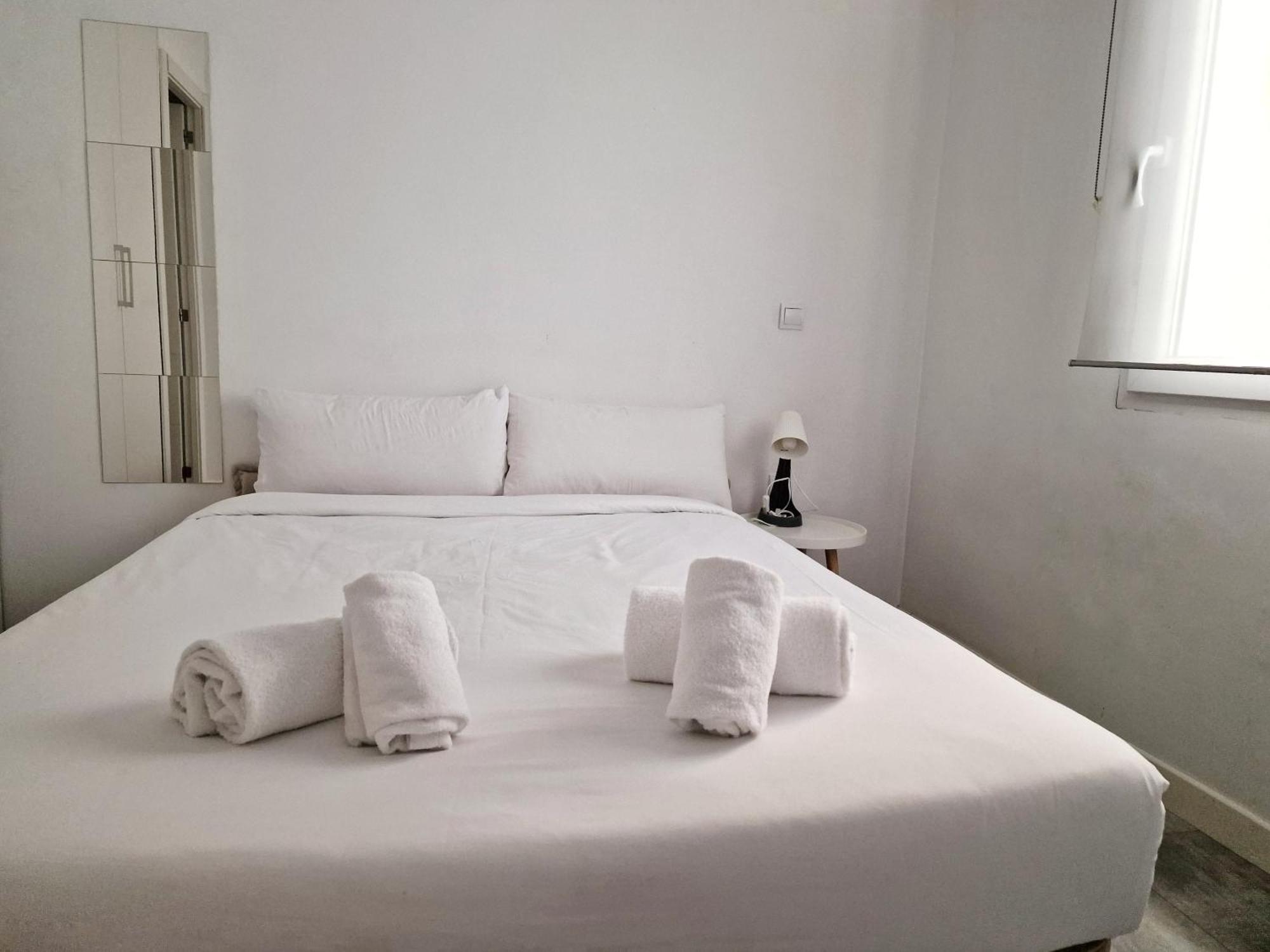 Appartamento San Buenaventura Vistillas Apartamento Para Dos Madrid Esterno foto